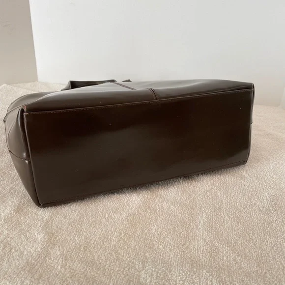 Gucci Brown Vintage Patent Leather Tote Hand Bag - Picture 4 of 16